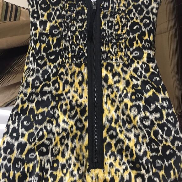 Yellow & Black Animal Print Guess Los Angeles Dress Size 2 - Picture 4 of 9